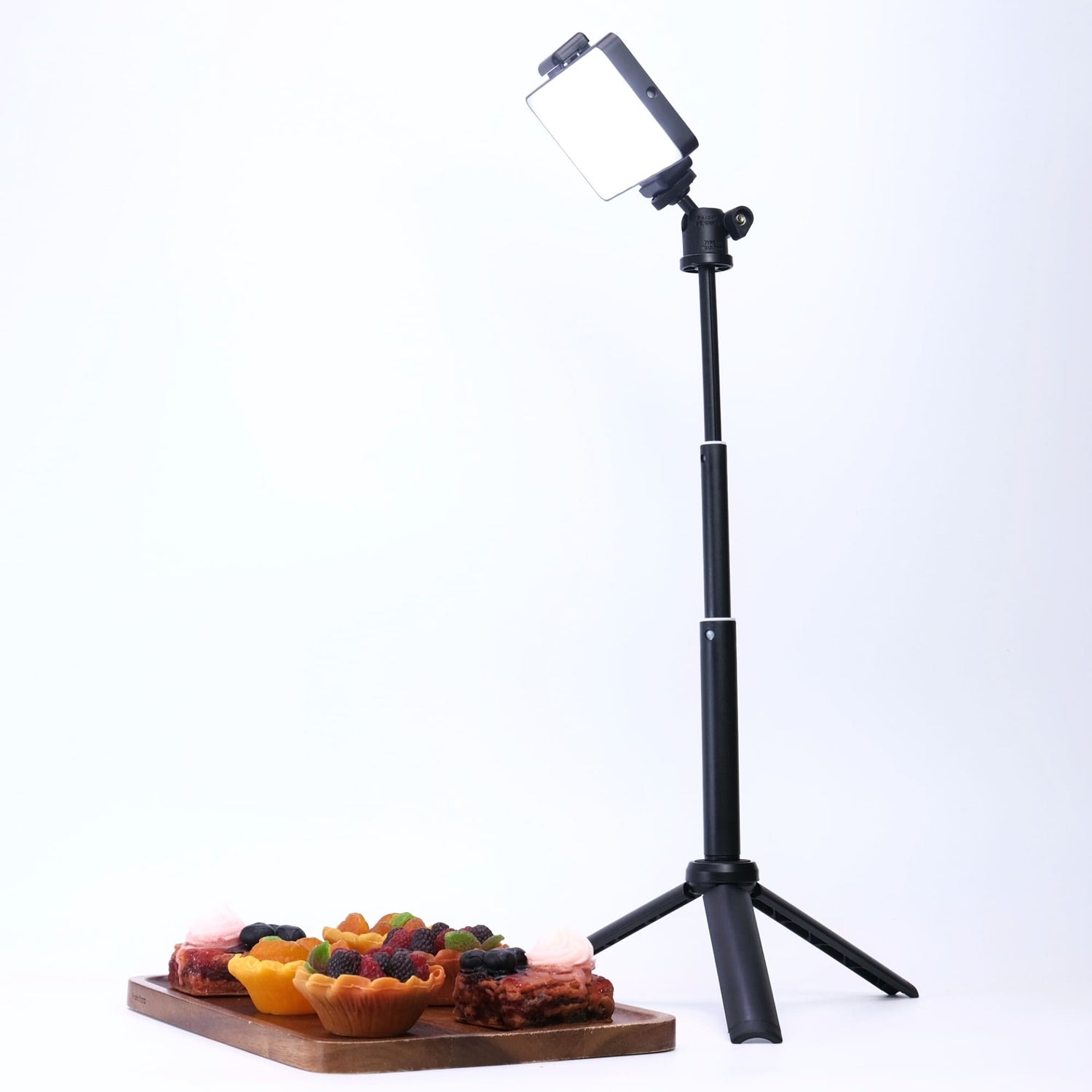 Home studio lighting for product photos and videos