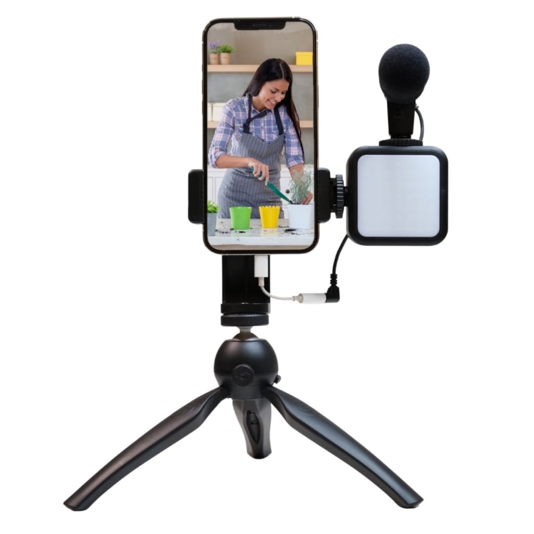Mobile Content Creator Kit with Microphone LED Light